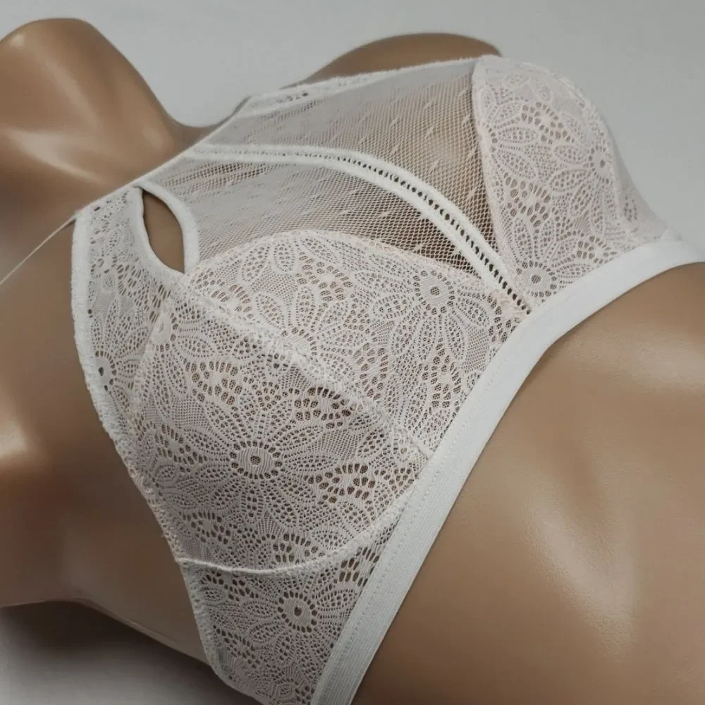 Victoria's Secret Very Sexy Floral Lace High Neck Bralette Boho S NWT